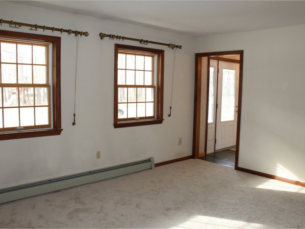 43 Forest Road Essex, VT 05452 - Photo 4 of 27 Gallery Image 4
