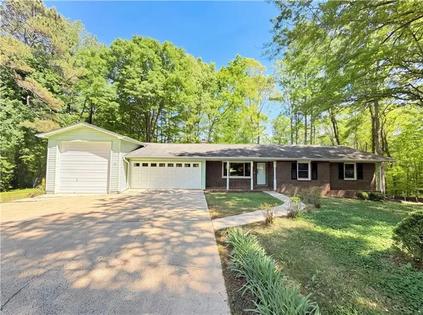 $360,000 | 200 Dogwood Drive, Canton, GA 30114