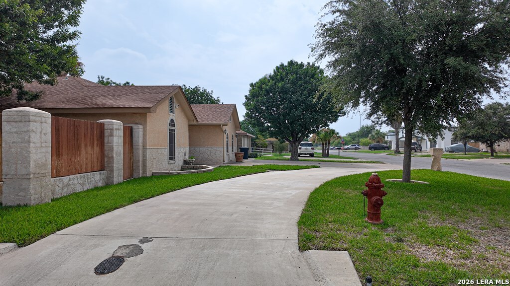 2218 Royal Park Drive Eagle Pass, TX 78852 - Photo 57 of 59