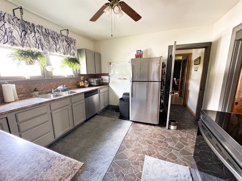11341 Raystown Road Huntingdon, PA 16652 - Photo 34 of 79 Gallery Image 34