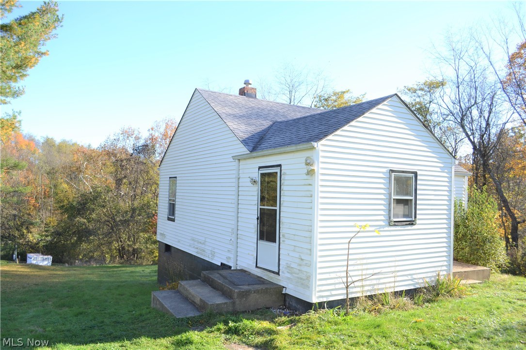 2248 Eldersville Road Follansbee, WV 26037 - Photo 7 of 8