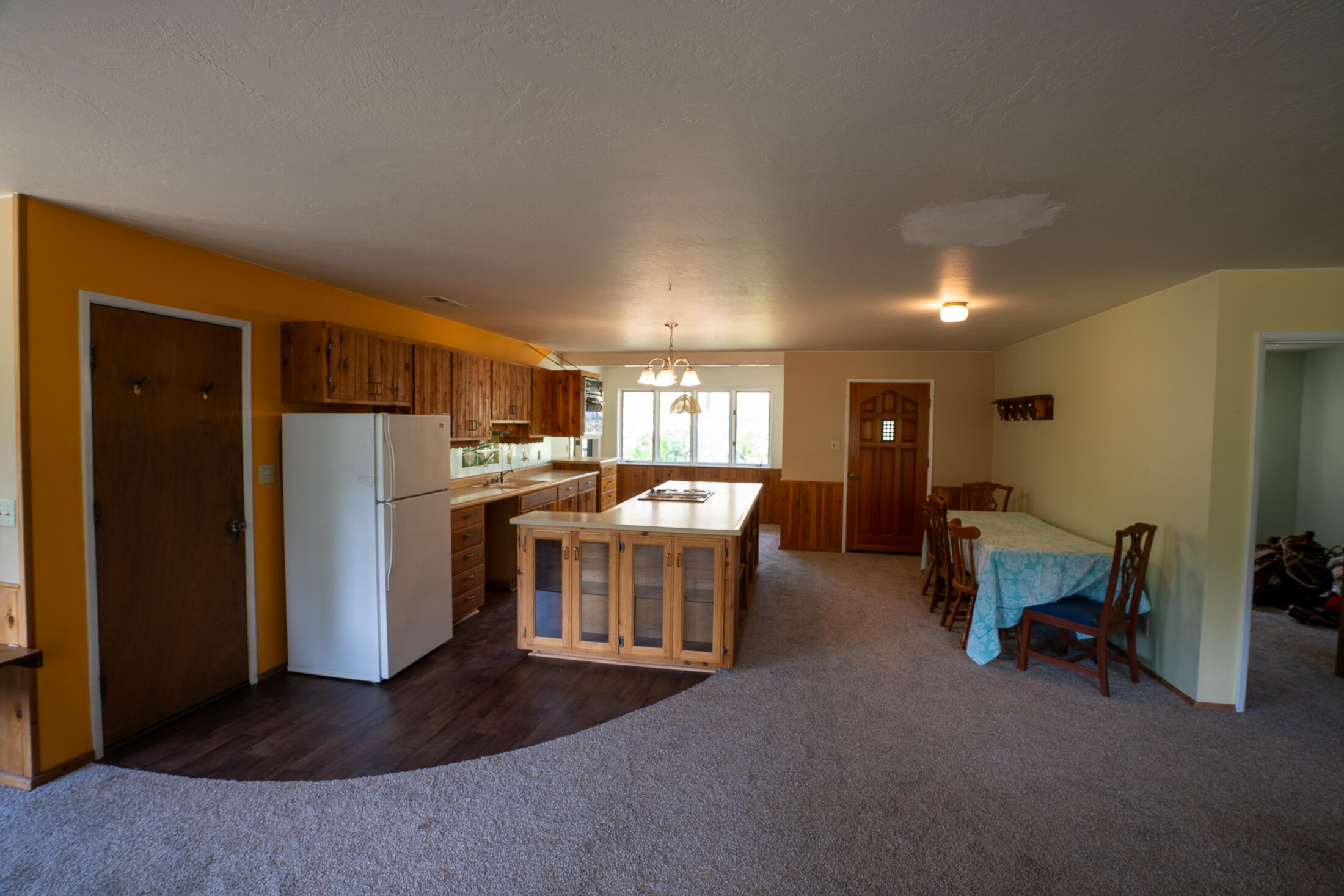 7696 Little Applegate Road Jacksonville, OR 97530 - Photo 6 of 22 006