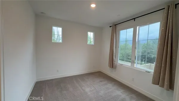 $6,800 | 112 San Benito, Irvine, CA 92618