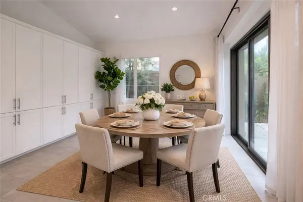 $6,800 | 112 San Benito, Irvine, CA 92618