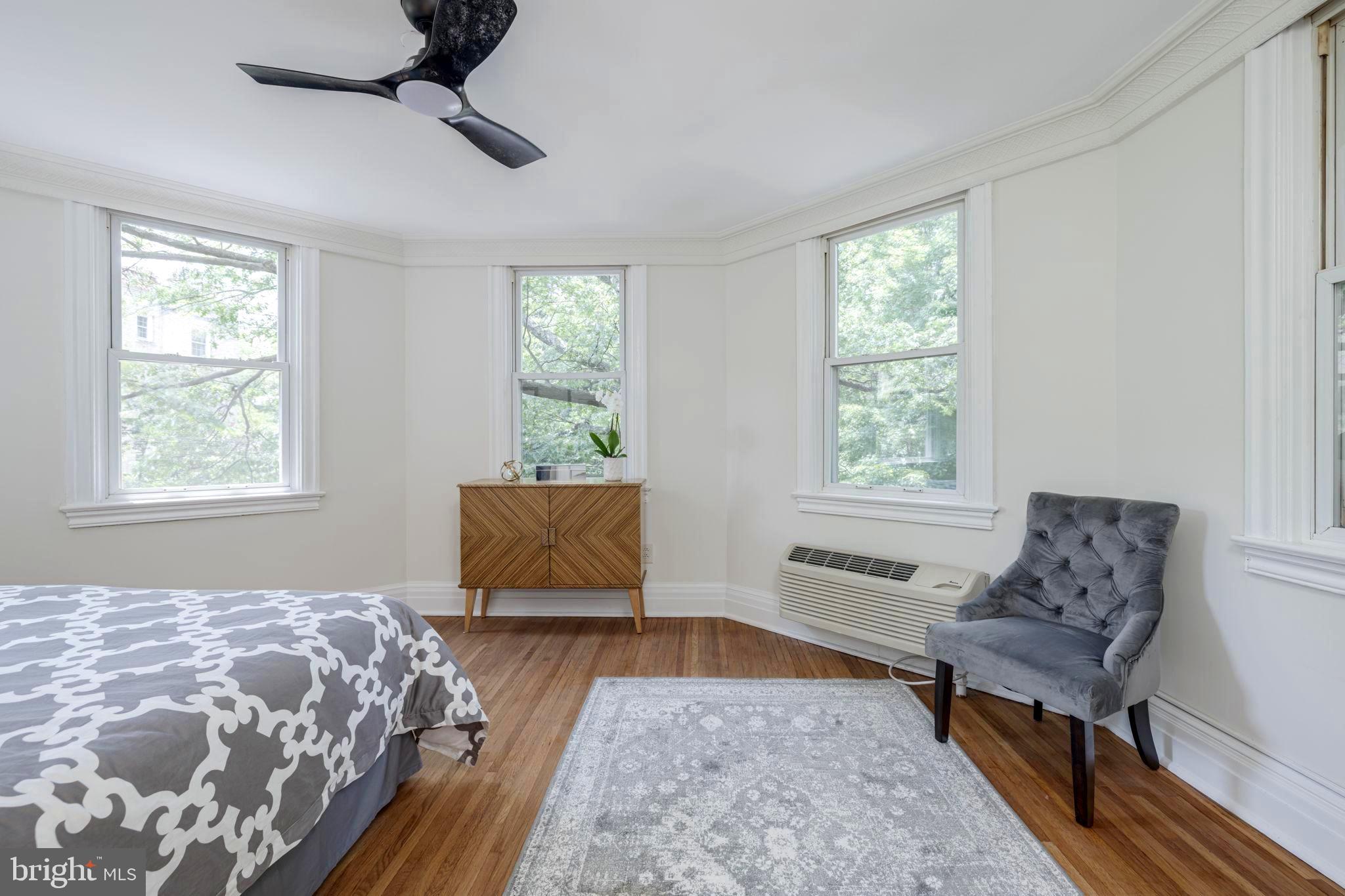 2801 Adams Mill Road Northwest, Unit 301 Washington, DC 20009 - Photo 23 of 31 Primary Bedroom