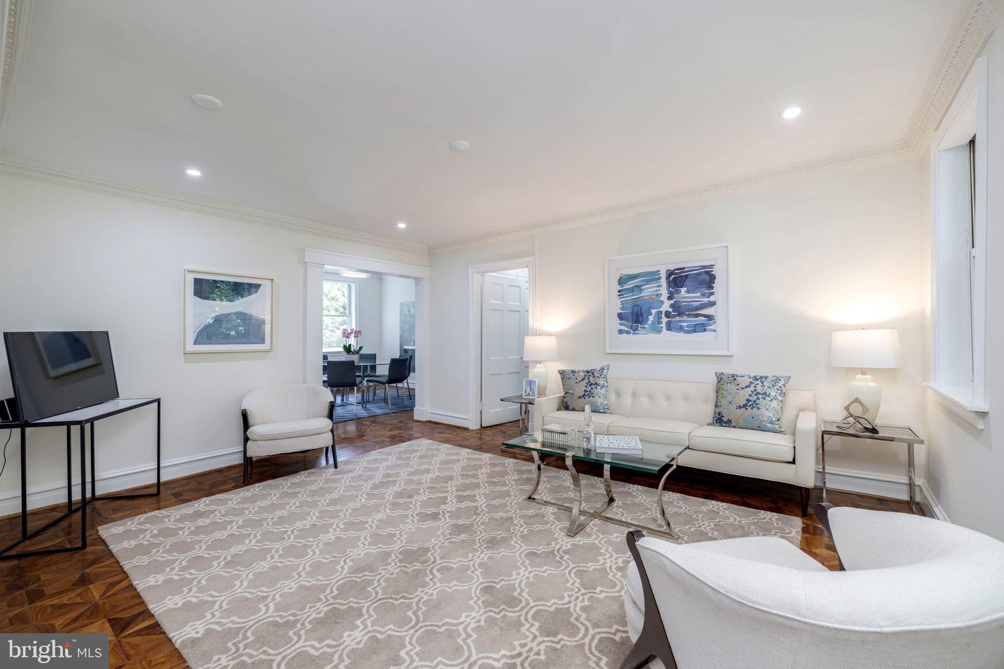 2801 Adams Mill Road Northwest, Unit 301 Washington, DC 20009 - Photo 4 of 31 Living Room