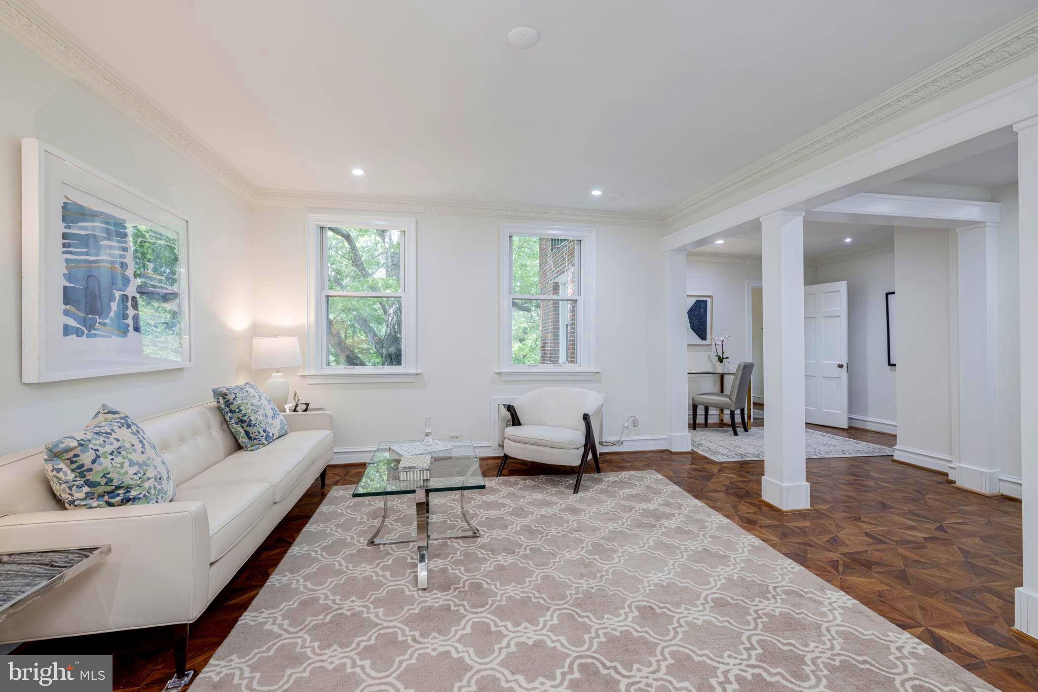 2801 Adams Mill Road Northwest, Unit 301 Washington, DC 20009 - Photo 5 of 31 Living Room