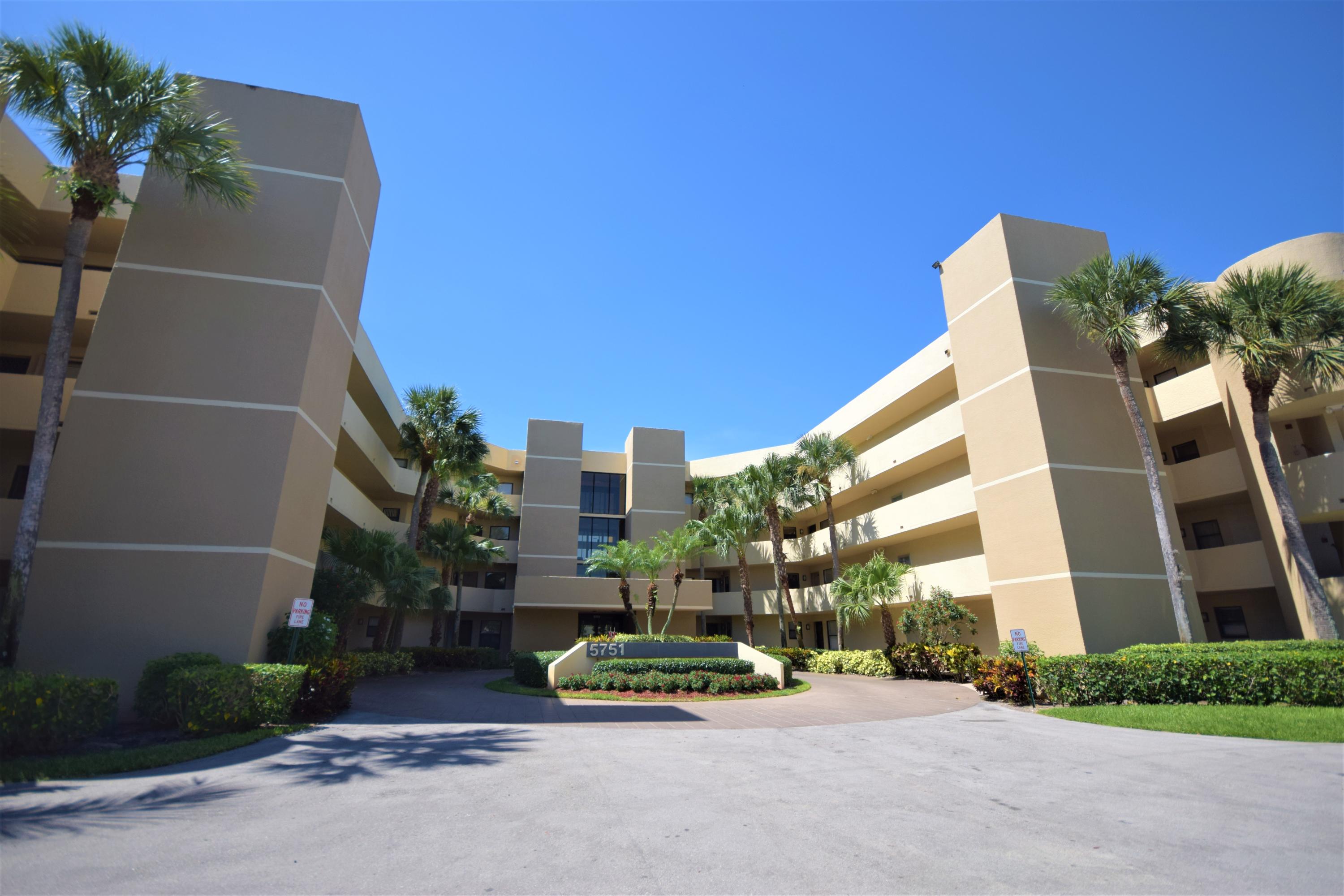 5751 Camino Del Sol, Unit 307 Boca Raton, FL 33433 - Photo 1 of 22 DSC_9675