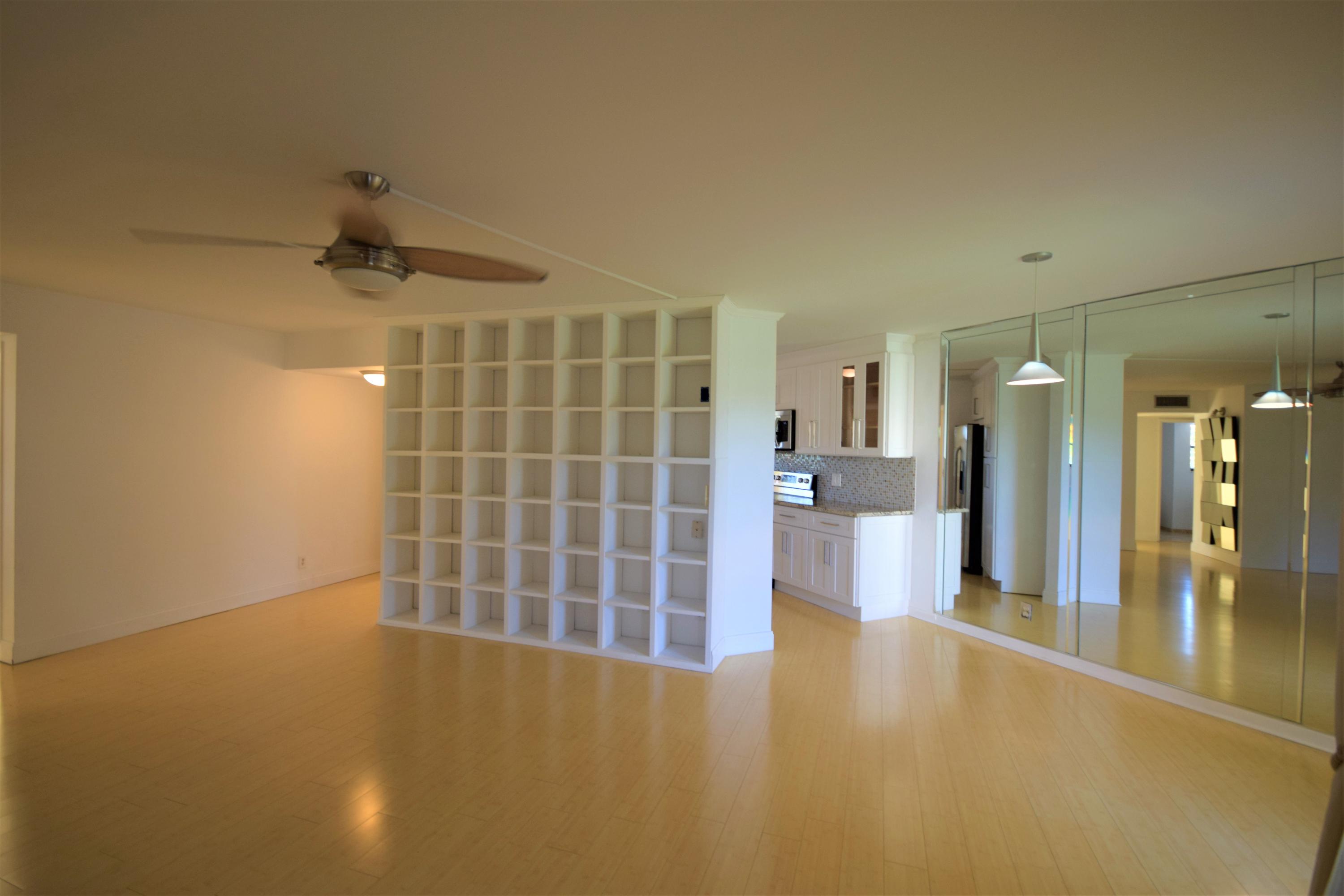 5751 Camino Del Sol, Unit 307 Boca Raton, FL 33433 - Photo 19 of 22 DSC_9669