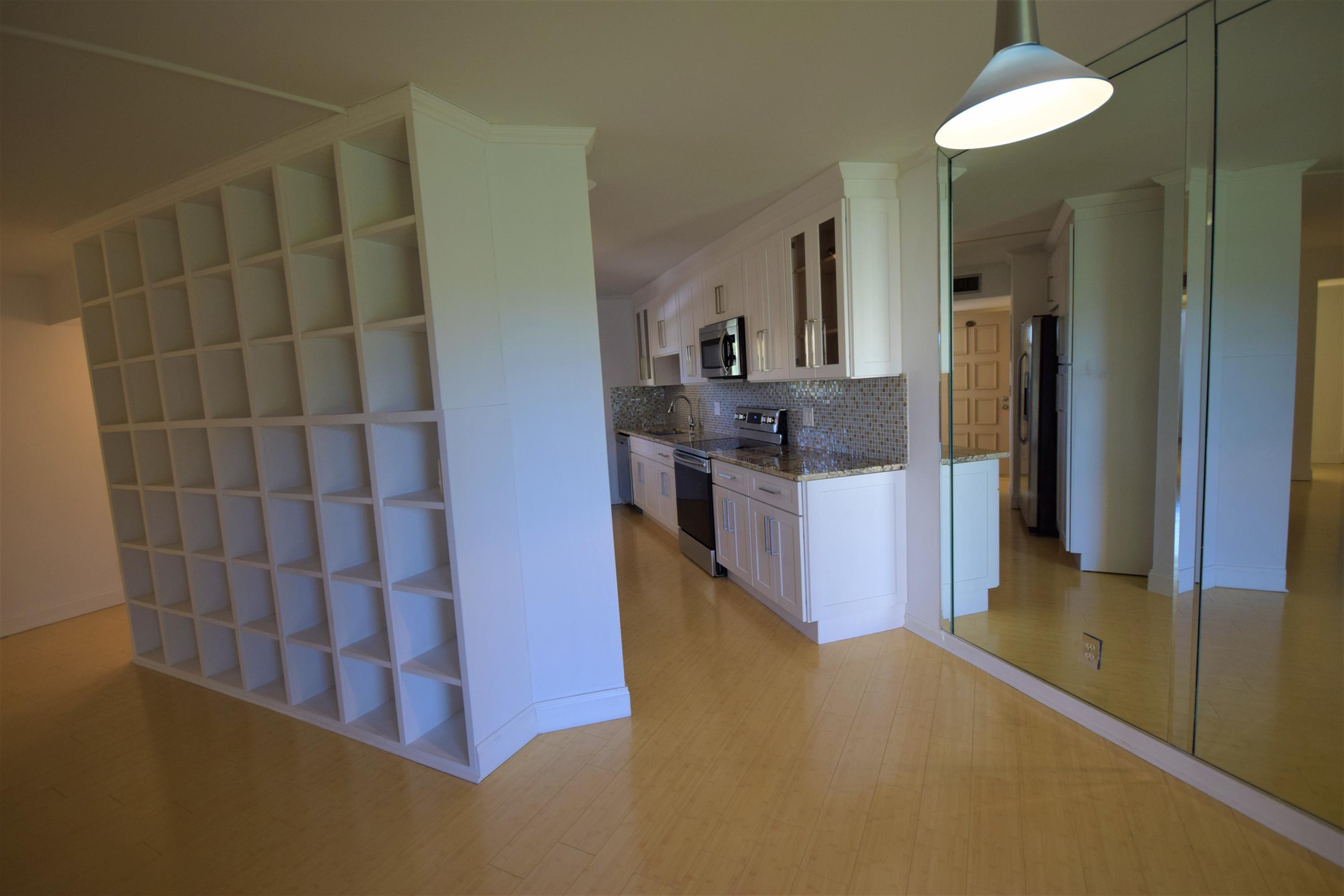 5751 Camino Del Sol, Unit 307 Boca Raton, FL 33433 - Photo 20 of 22 DSC_9670