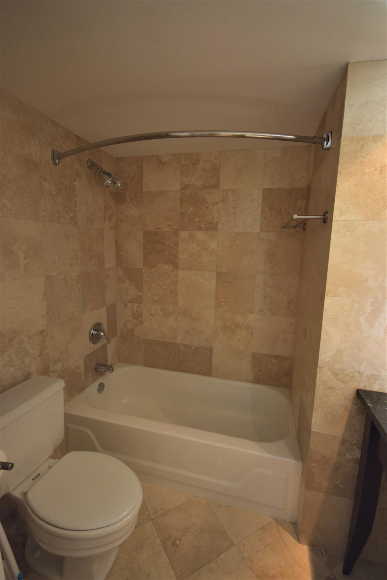 5751 Camino Del Sol, Unit 307 Boca Raton, FL 33433 - Photo 5 of 22 DSC_9643