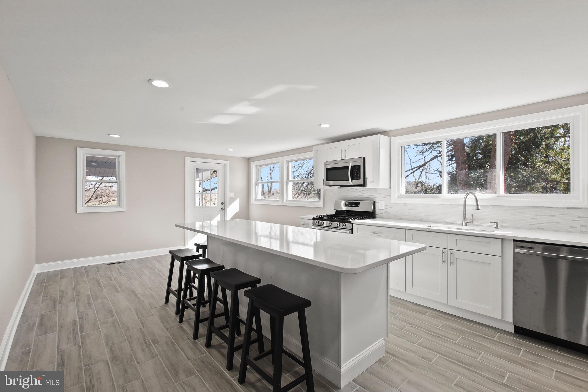 28 North Mill Road Princeton Junction, NJ 08550 - Photo 4 of 57