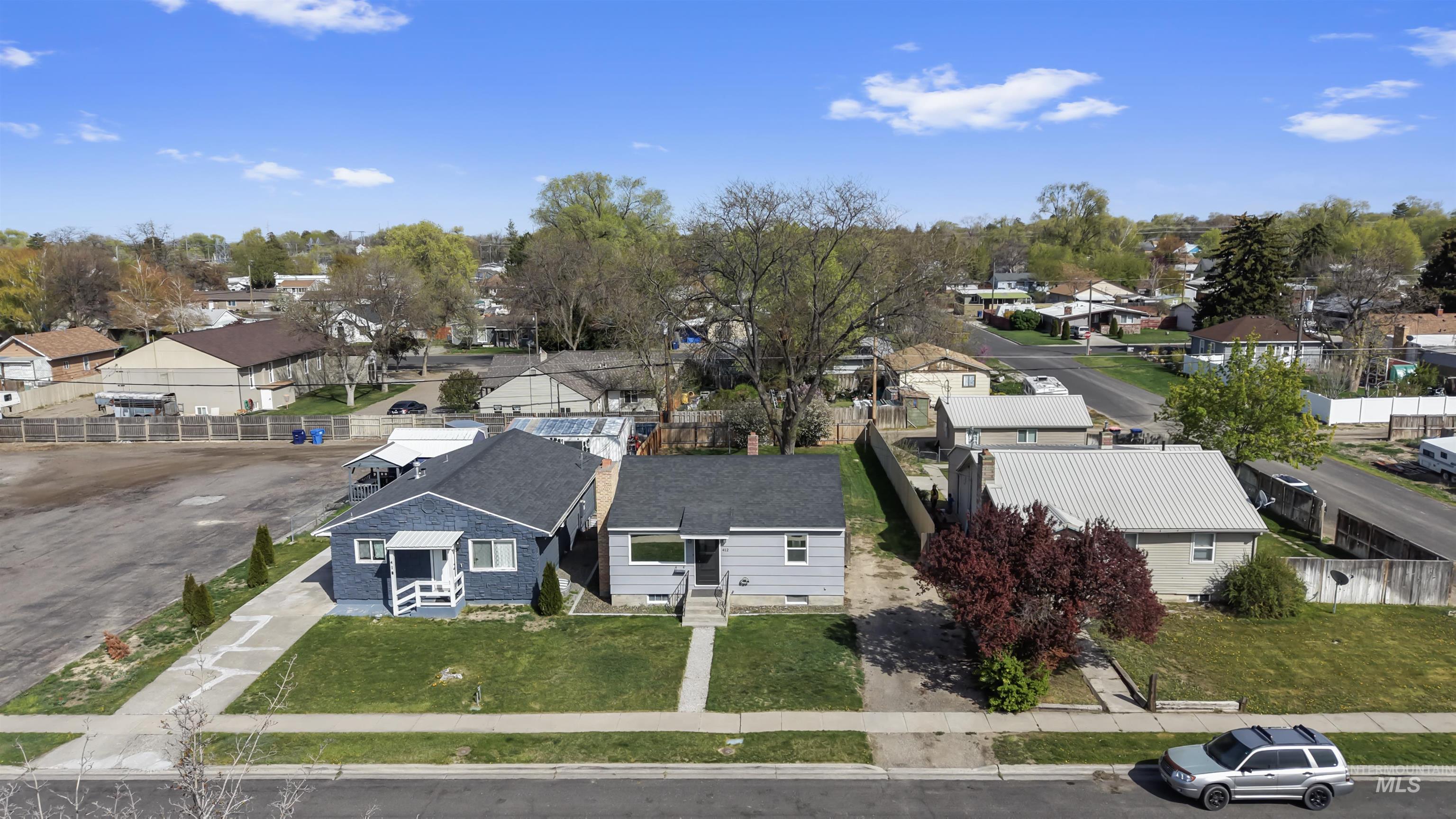 412 Madison Street Twin Falls, ID 83301 - Photo 34 of 42 Aerial view of residential area