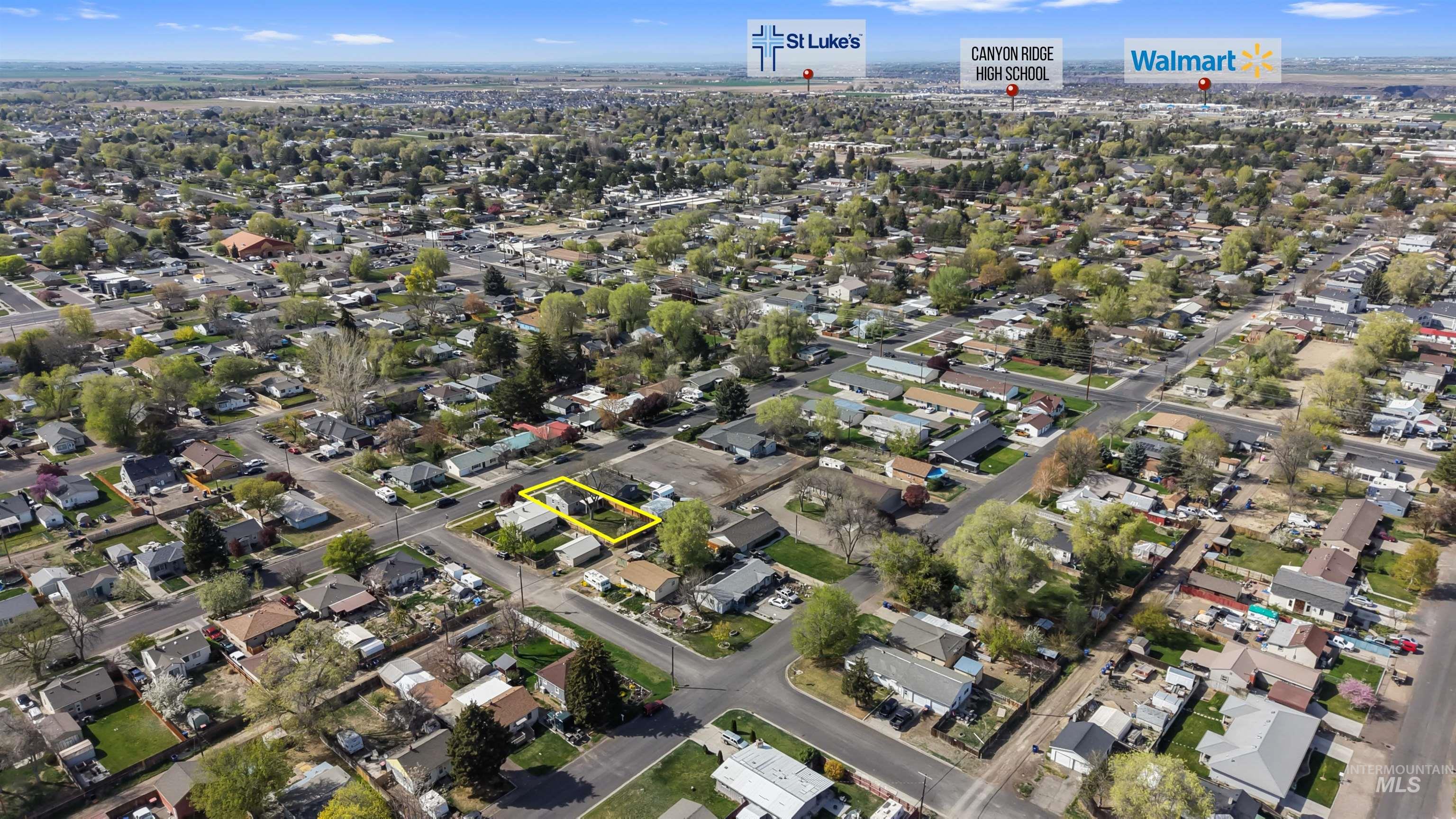 412 Madison Street Twin Falls, ID 83301 - Photo 38 of 42 Aerial perspective of suburban area
