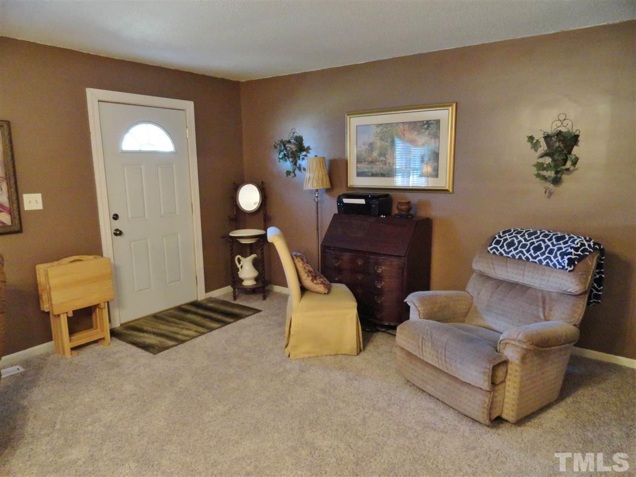 19 Scramble Road Erwin, NC 28339 - Photo 4 of 25 Gallery Image 4