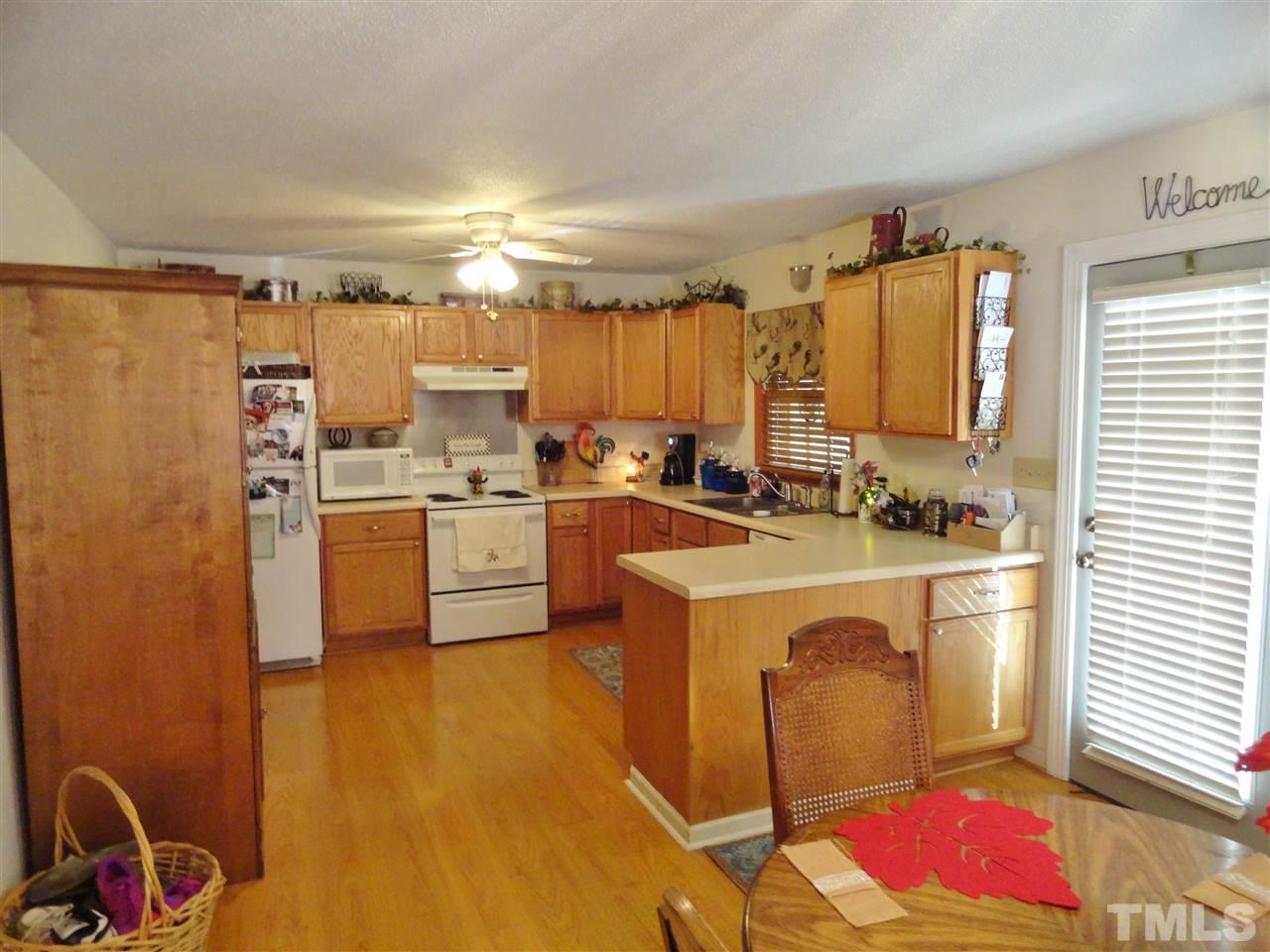 19 Scramble Road Erwin, NC 28339 - Photo 5 of 25 Gallery Image 5