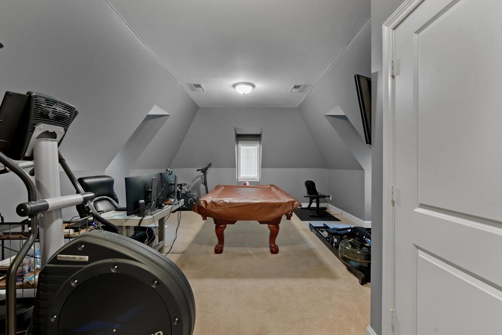 5097 Cole Road Memphis, TN 38117 - Photo 19 of 25 a view of a room with gym equipment