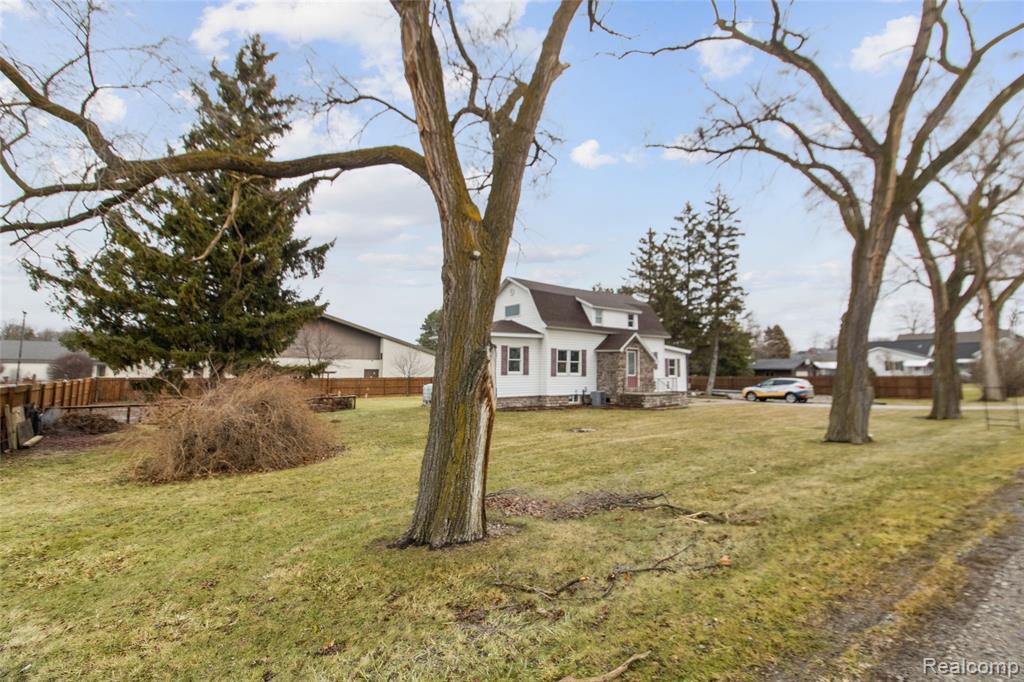 12895 East Washington Road Reese, MI 48757 - Photo 2 of 36