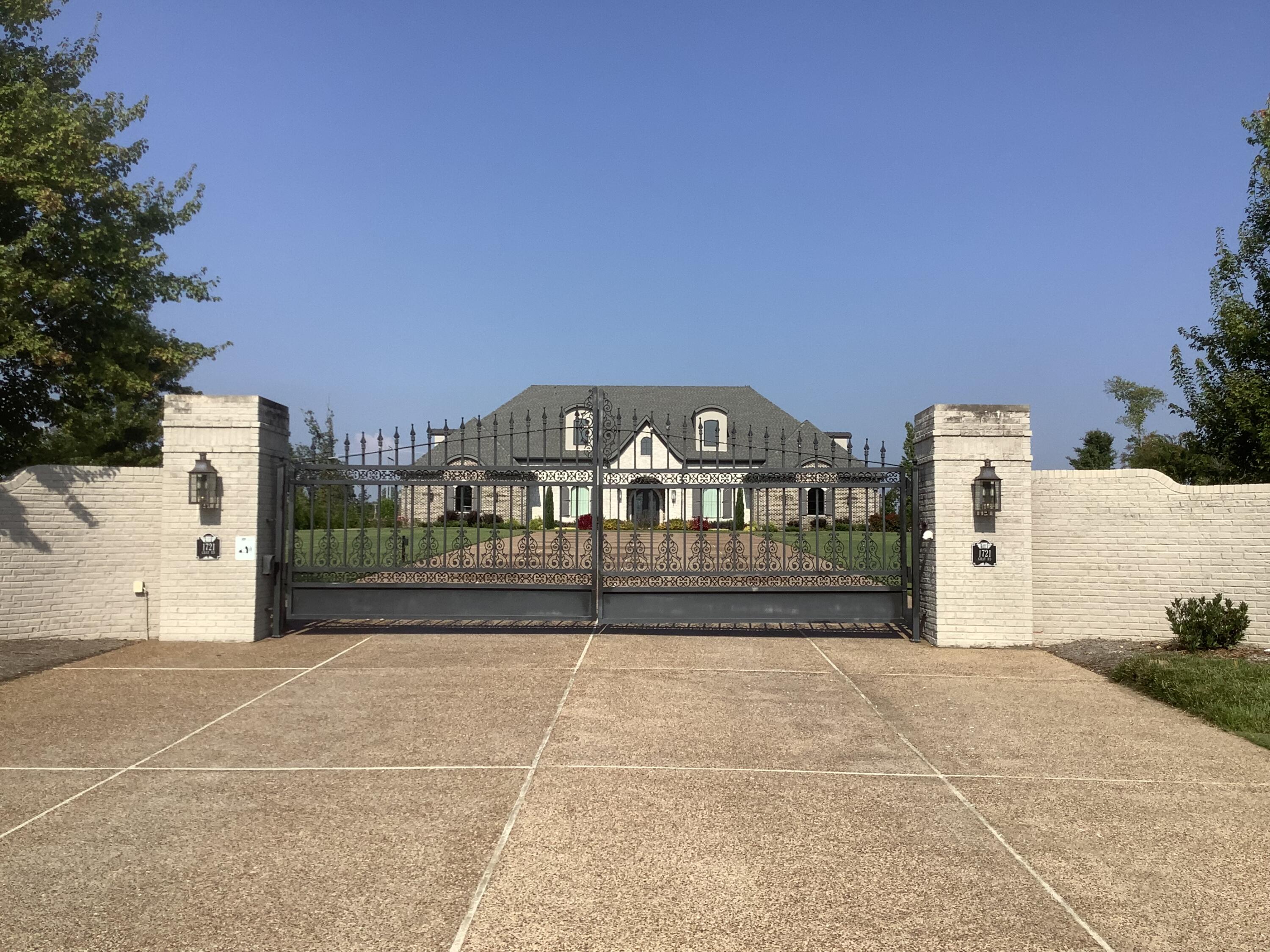 1721 Gray Road Chattanooga, TN 37421 - Photo 5 of 147 IMG_4977