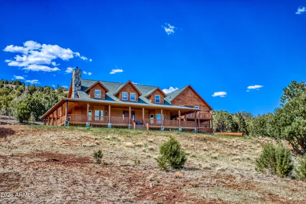 $1,865,900 | 38 N1349, Vernon, AZ 85940