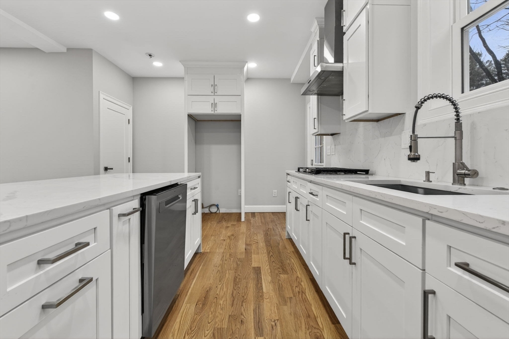 72 Westboro Road Grafton, MA 01536 - Photo 10 of 35