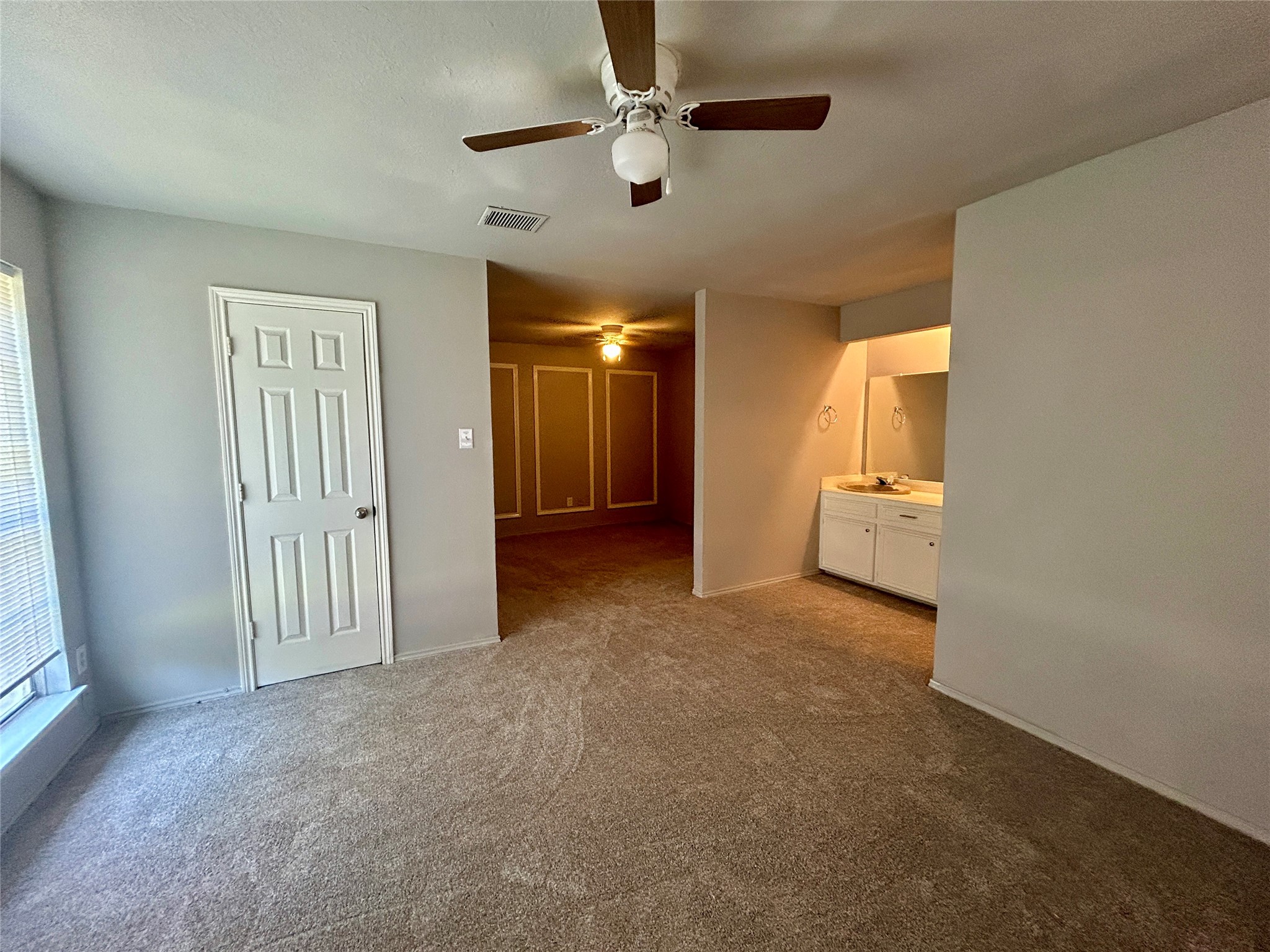 2510 Knollbrook Lane Spring, TX 77373 - Photo 18 of 24 en view interior of the house