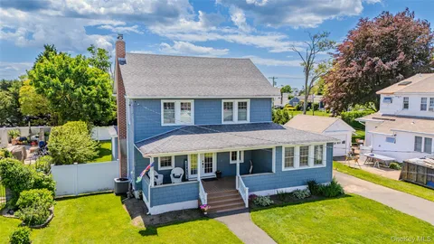 $849,000 | 104 Elm Street, Sayville, NY 11782