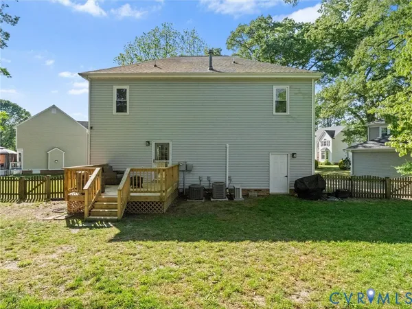 $430,000 | 4001 Kings Gate Road, Chester, VA 23831