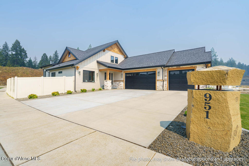951 East Steeple Chase Road Hayden, ID 83835 - Photo 3 of 43 951ESteepleChaseRd-13