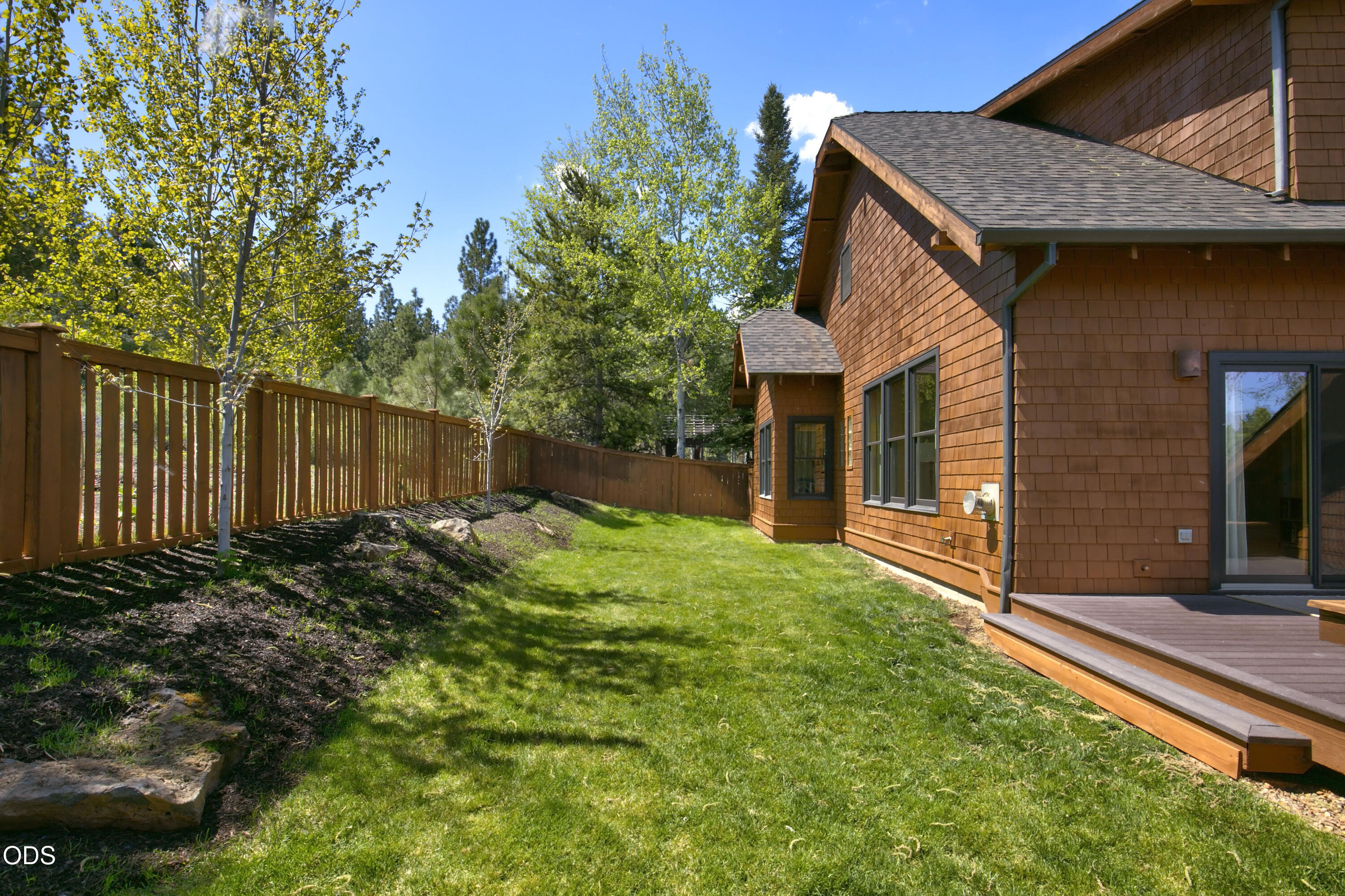19377 Brookside Way Bend, OR 97702 - Photo 29 of 32