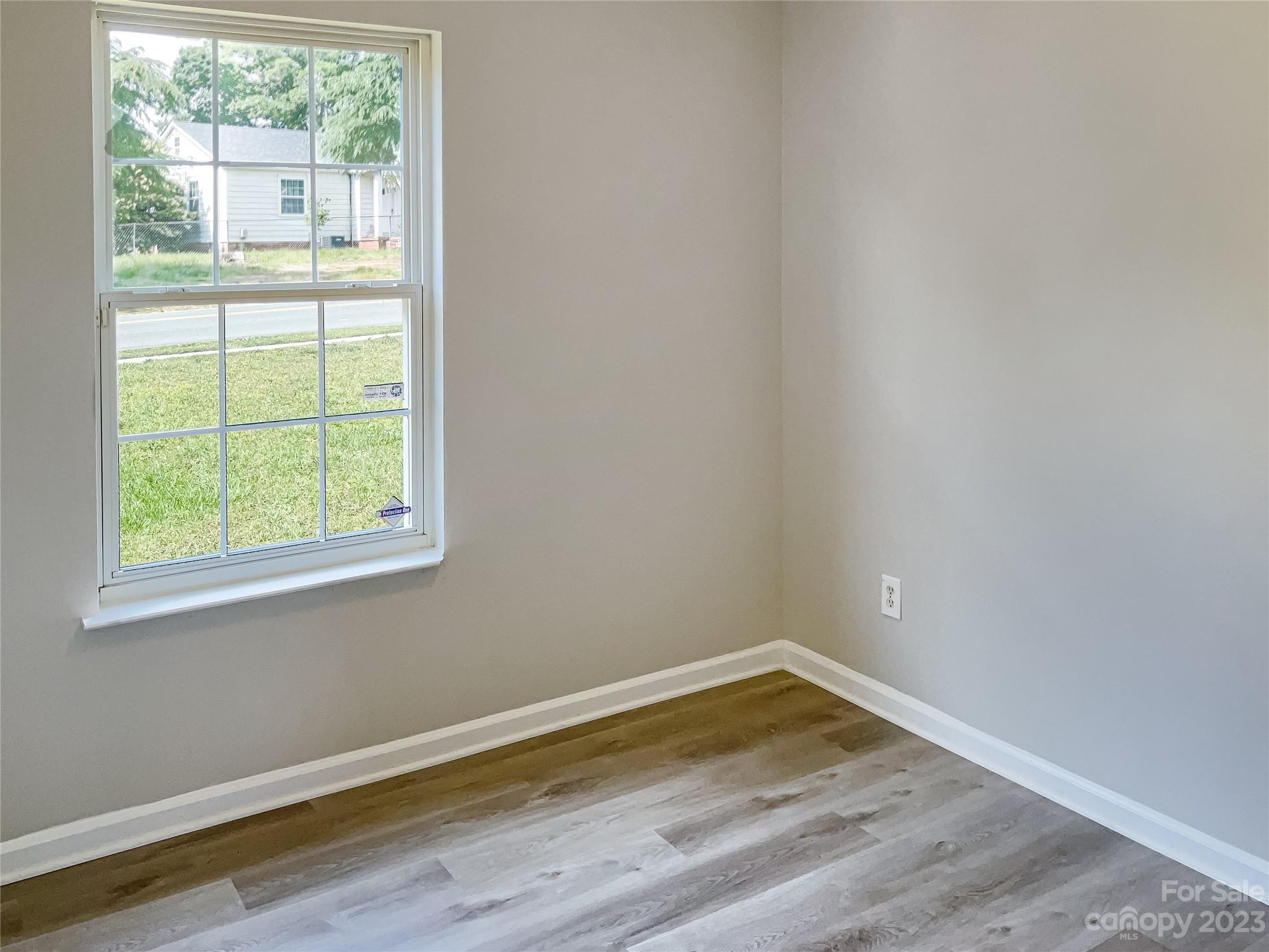 1829 Slater Road Charlotte, NC 28216 - Photo 15 of 20 Gallery Image 15