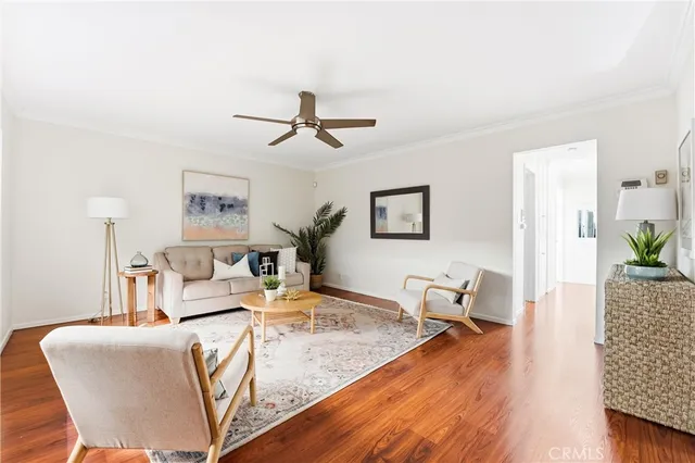 $429,000 | 545 Chestnut Avenue, Unit 207, Long Beach, CA 90802