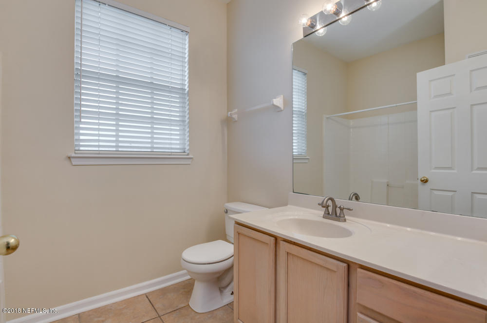 10550 Baymeadows Road, Unit 423 Jacksonville, FL 32256 - Photo 13 of 19 10550 Baymeadows Road 423 (13 of 19)