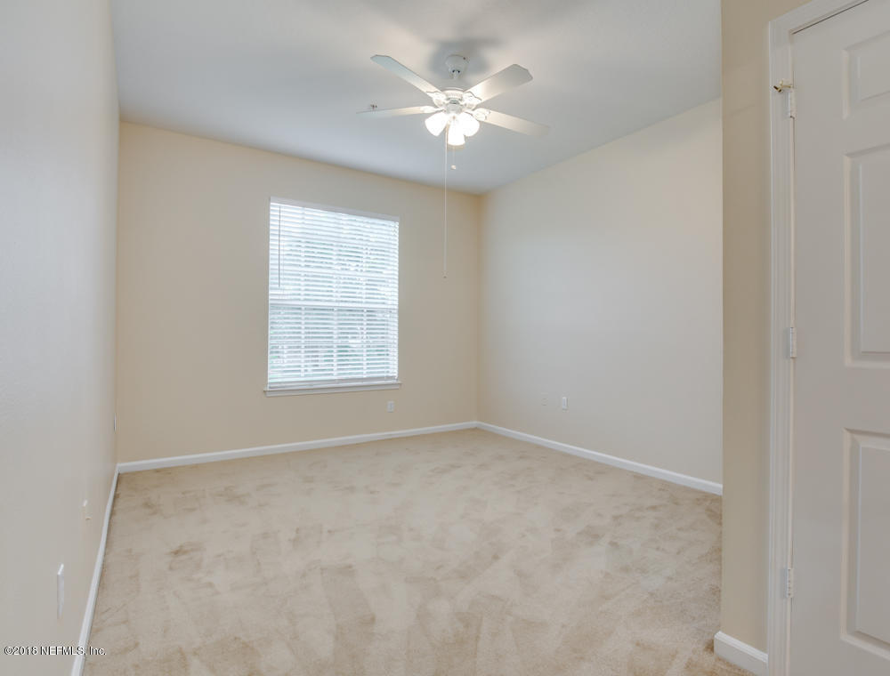 10550 Baymeadows Road, Unit 423 Jacksonville, FL 32256 - Photo 9 of 19 10550 Baymeadows Road 423 (10 of 19)
