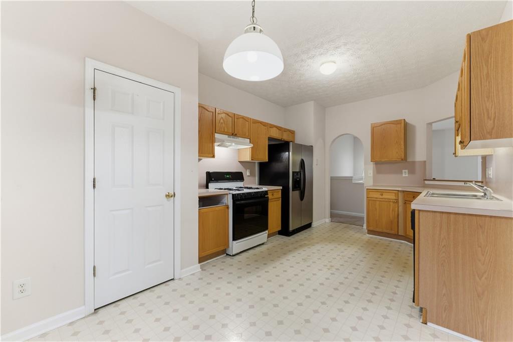 6117 Arbor Links Road Lithonia, GA 30058 - Photo 10 of 35