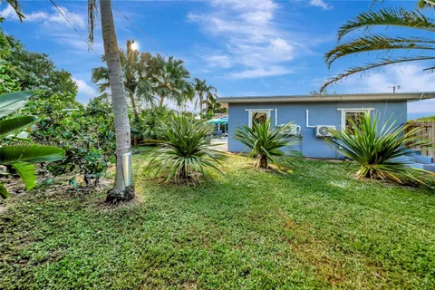$635,000 | 2304 Southeast 13th Court, Pompano Beach, FL 33062