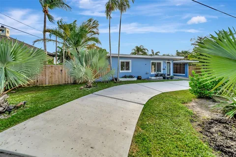 $635,000 | 2304 Southeast 13th Court, Pompano Beach, FL 33062