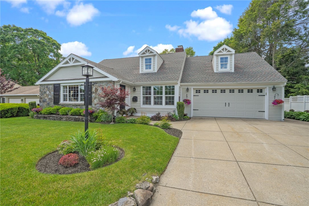 25 King Philip Road Pawtucket, RI 02861 - Photo 1 of 48 Gallery Image 1