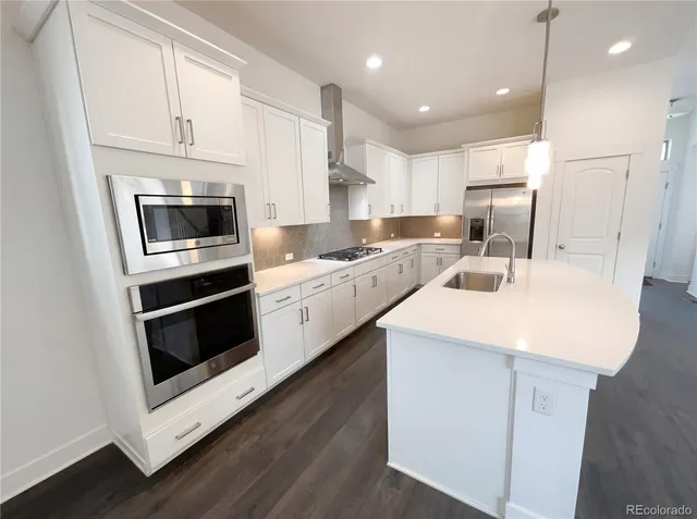 $790,000 | 10260 East 57th Place, Denver, CO 80238