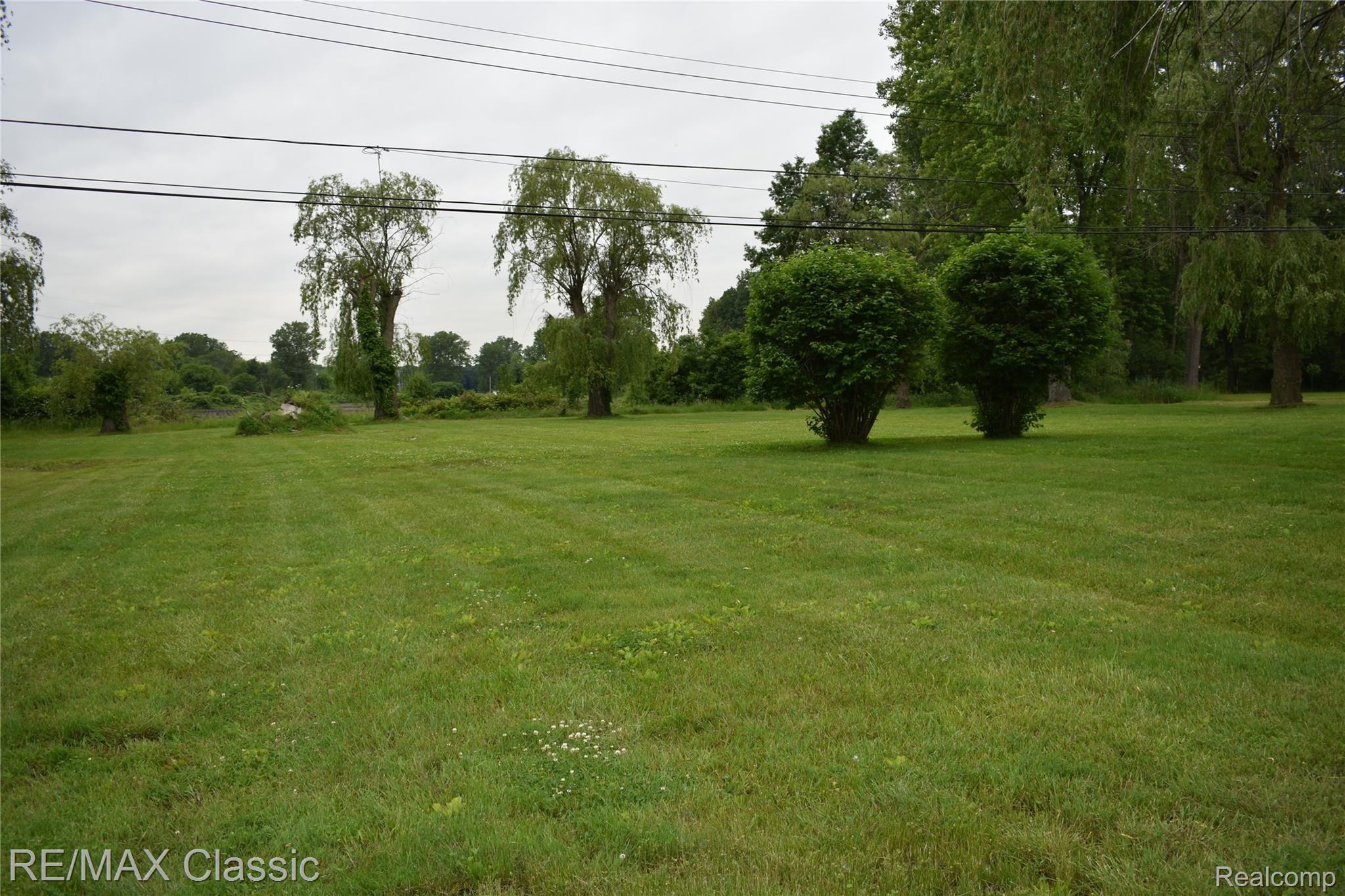 21842 Springhill Street Romulus, MI 48174 - Photo 30 of 31 DSC_0116.JPG