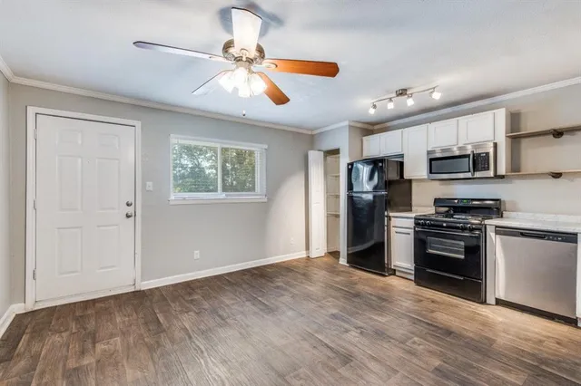 $1,075 | 1505 West Lovers Lane, Unit 18, Arlington, TX 76013