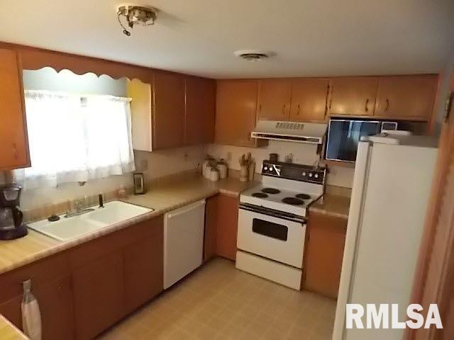 3001 Skyhawk Road Carbondale, IL 62902 - Photo 3 of 30 Gallery Image 3
