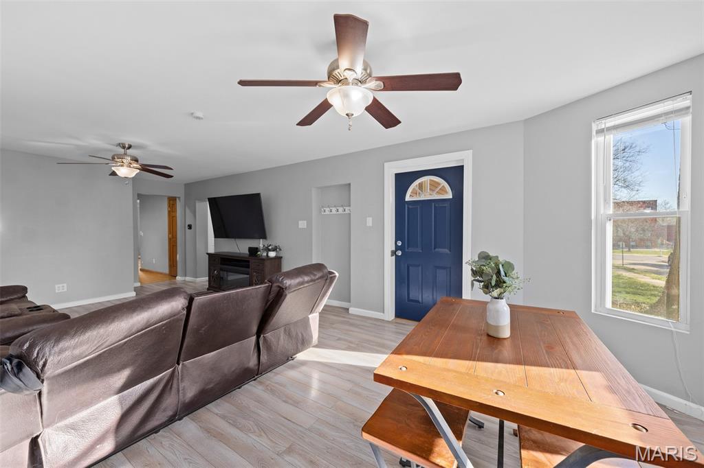 1109 Lasalle Street Belleville, IL 62221 - Photo 4 of 47