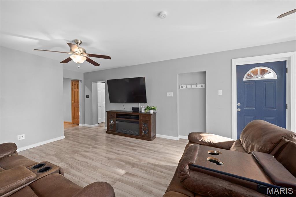 1109 Lasalle Street Belleville, IL 62221 - Photo 5 of 47