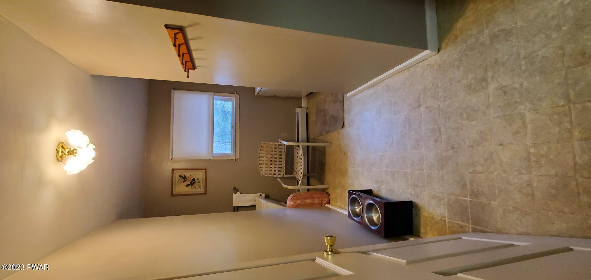 11 Meander Ridge Damascus, PA 18415 - Photo 6 of 11 20230308_143907
