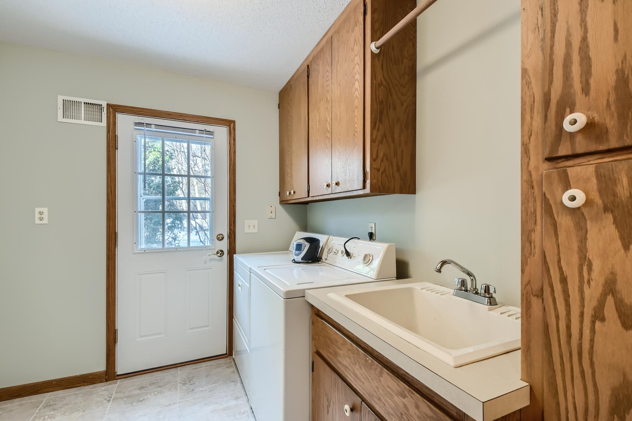 6340 Fox Path Chanhassen, MN 55317 - Photo 54 of 57 Gallery Image 54