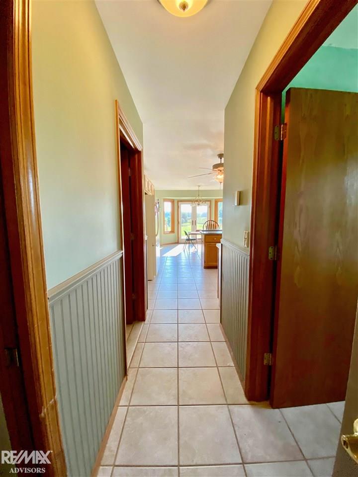 2326 Miller Road Memphis, MI 48041 - Photo 18 of 37 50052375-17.JPG