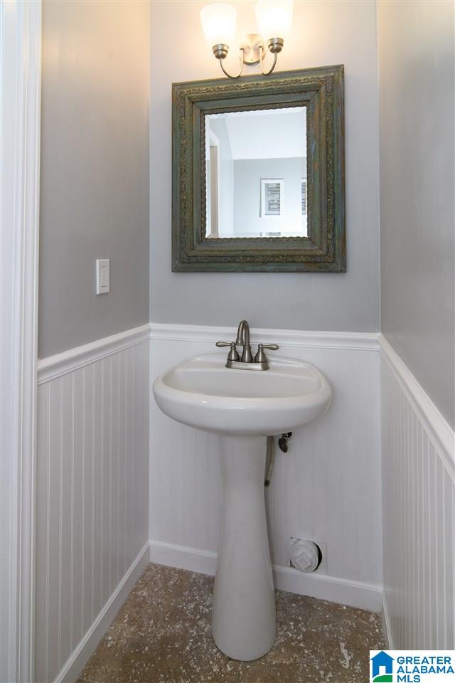 6173 Crest Green Road, Unit 6173 Birmingham, AL 35212 - Photo 17 of 29