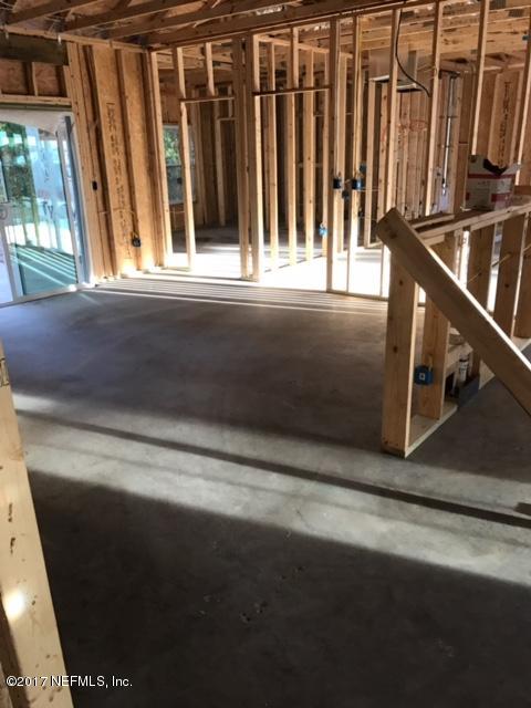 109 Jasmine Road St. Augustine, FL 32086 - Photo 32 of 36 a view of a staircase