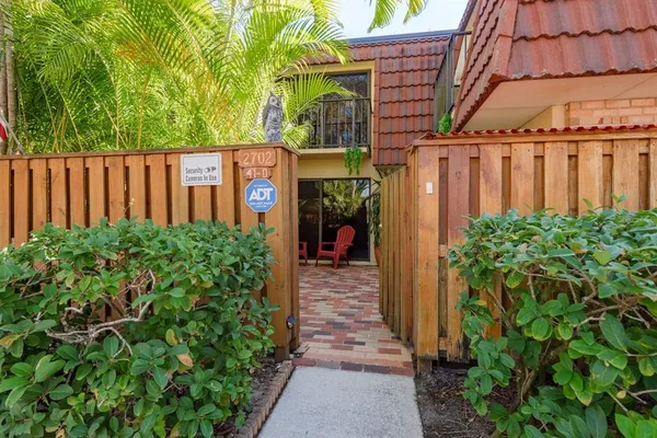 $239,900 | 2702 14th Court, Palm Harbor, FL 34684